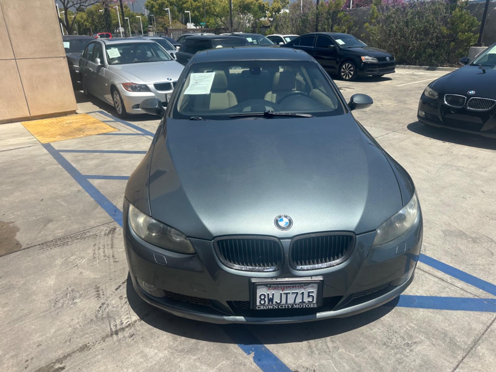 2009 Gray /BEIGE BMW 3-Series 335i Coupe (WBAWB73589P) with an 3.0L L6 DOHC 24V engine, AUTOMATIC transmission, located at 30 S. Berkeley Avenue, Pasadena, CA, 91107, (626) 248-7567, 34.145447, -118.109398 - Photo #7